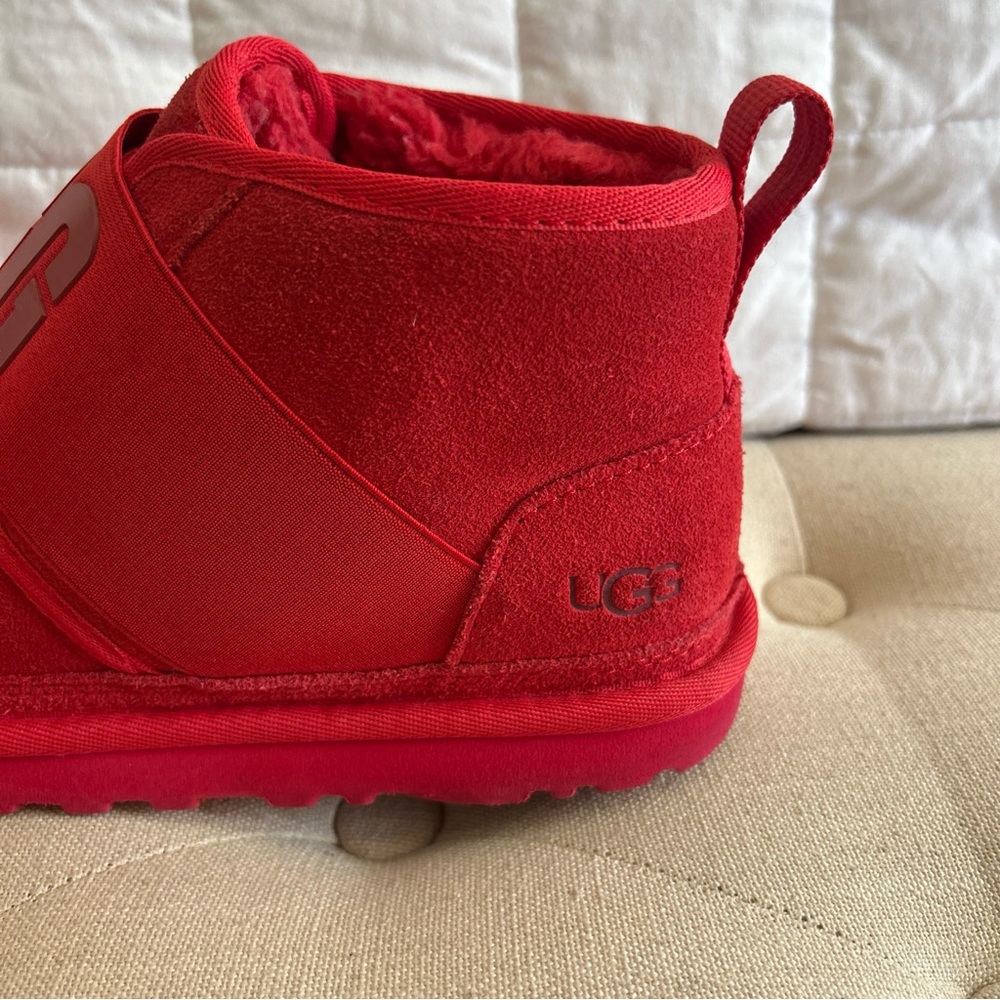 UGG Neumel II Graphic Women's Size US 7 Red Suede Chukka Boots Shoes - Picture 5 of 12